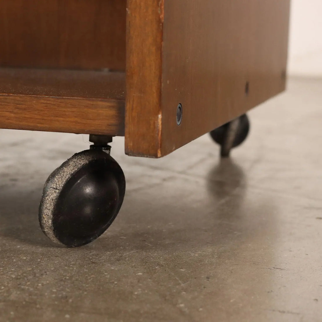 Vintage Kitchen Trolley Laminate Walnut Veneer Design 1970s | Modernism | Complements
