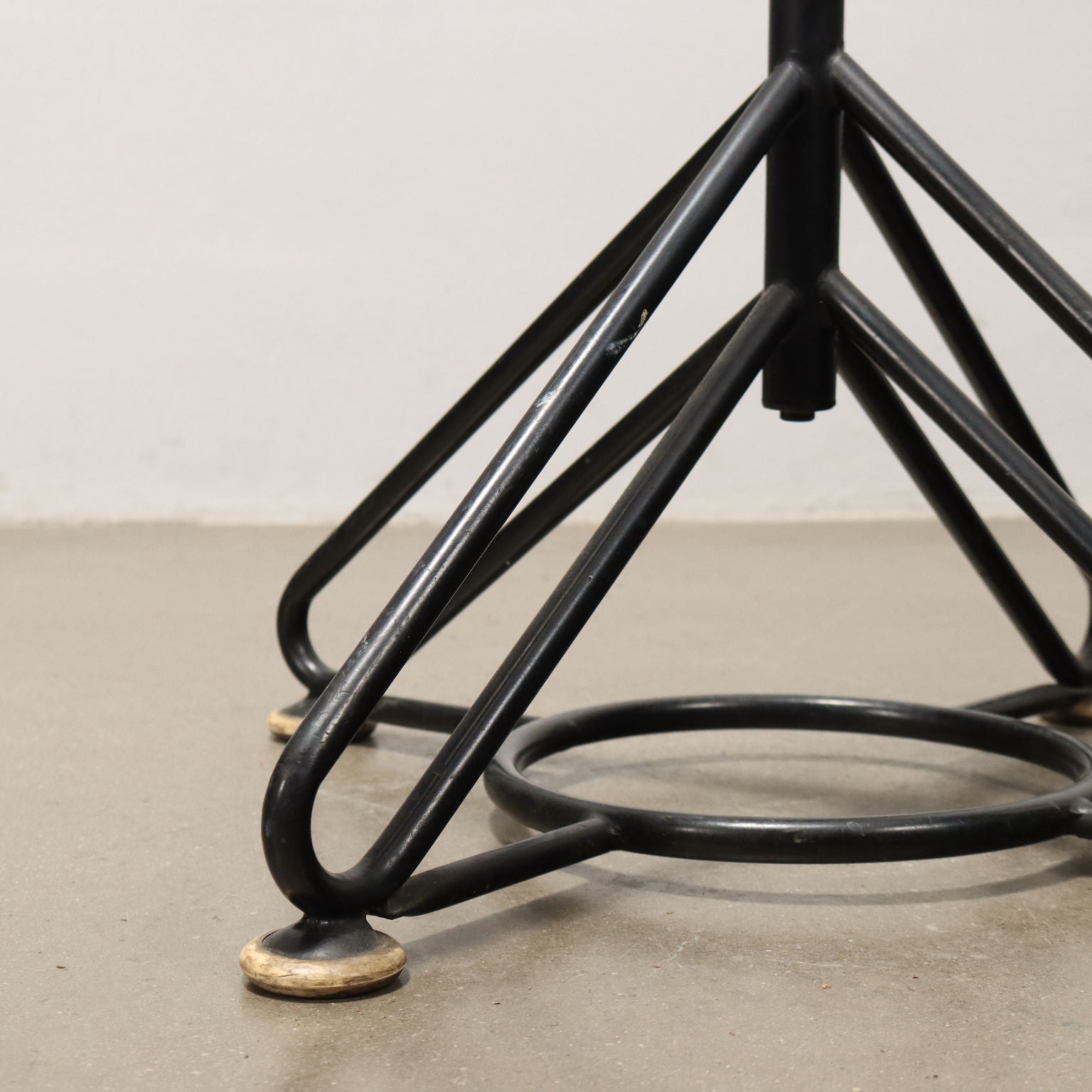  | Modernism  Complements