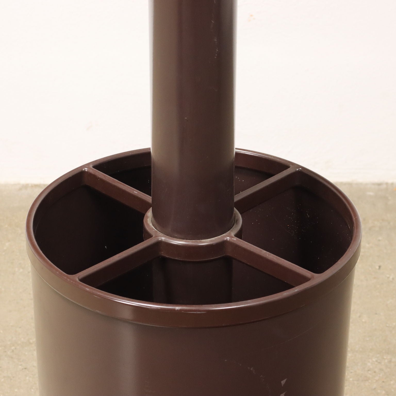 Pair of Vintage Coat Stands Olivetti Synthesis 45 Design Sottsass 70s | Modernism  Complements