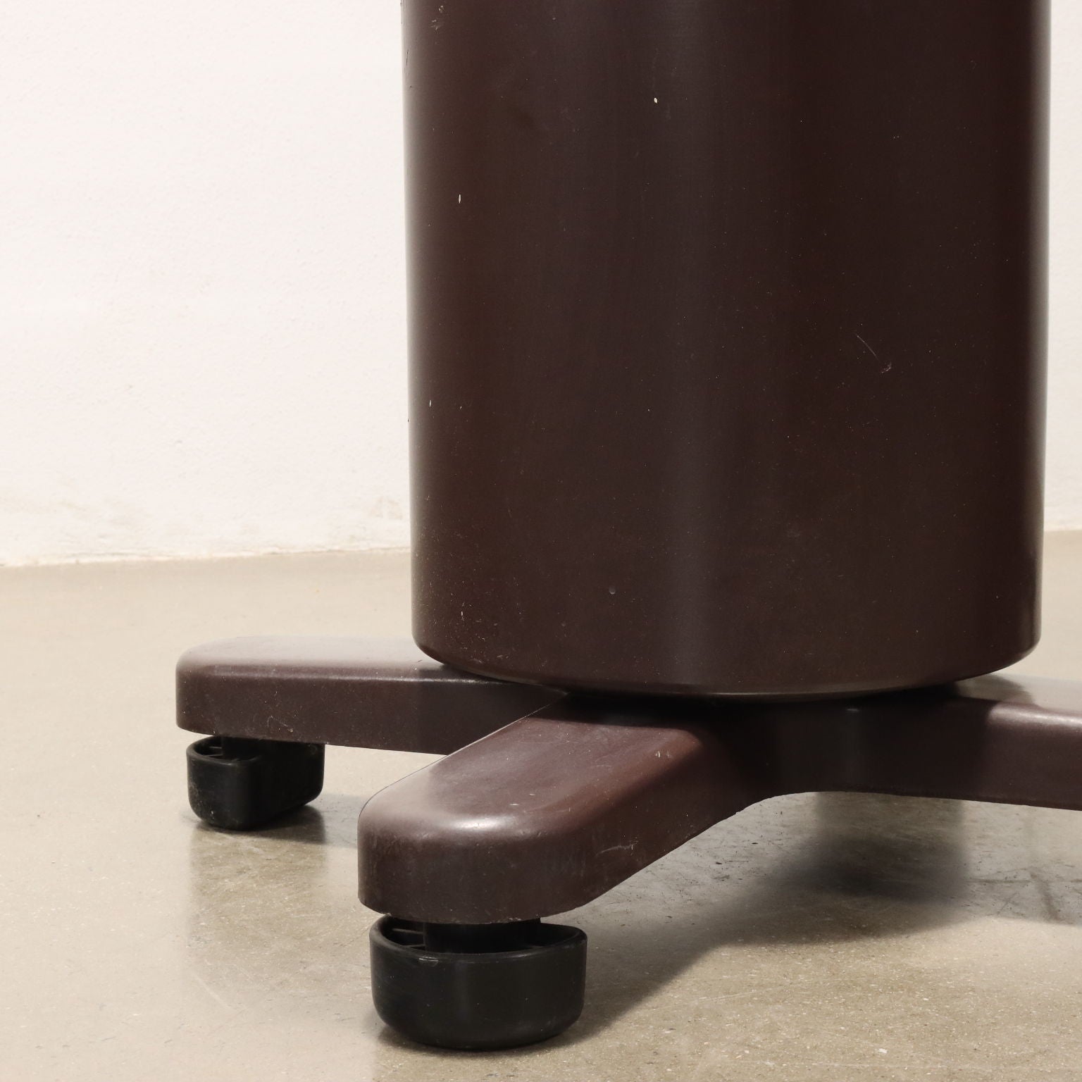 Pair of Vintage Coat Stands Olivetti Synthesis 45 Design Sottsass 70s | Modernism  Complements