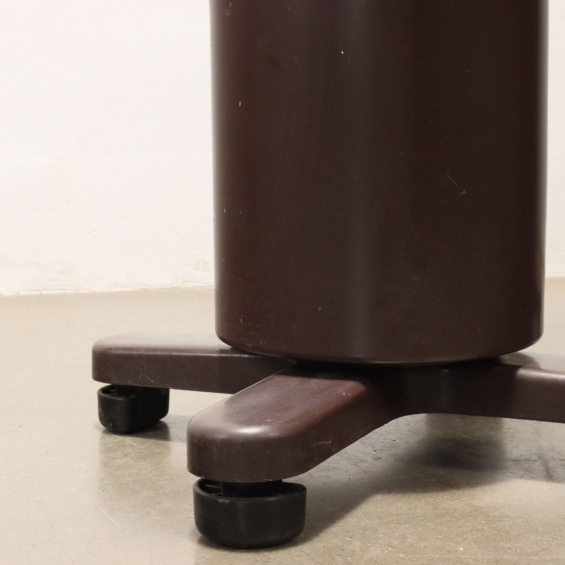 Pair of Vintage Coat Stands Olivetti Synthesis 45 Design Sottsass 70s | Modernism  Complements