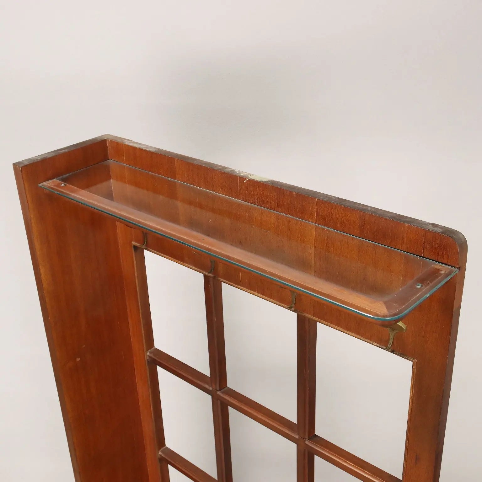 Vintage 1940s Coat Stand Mahogany Veneer Italy | Modernism | Complements