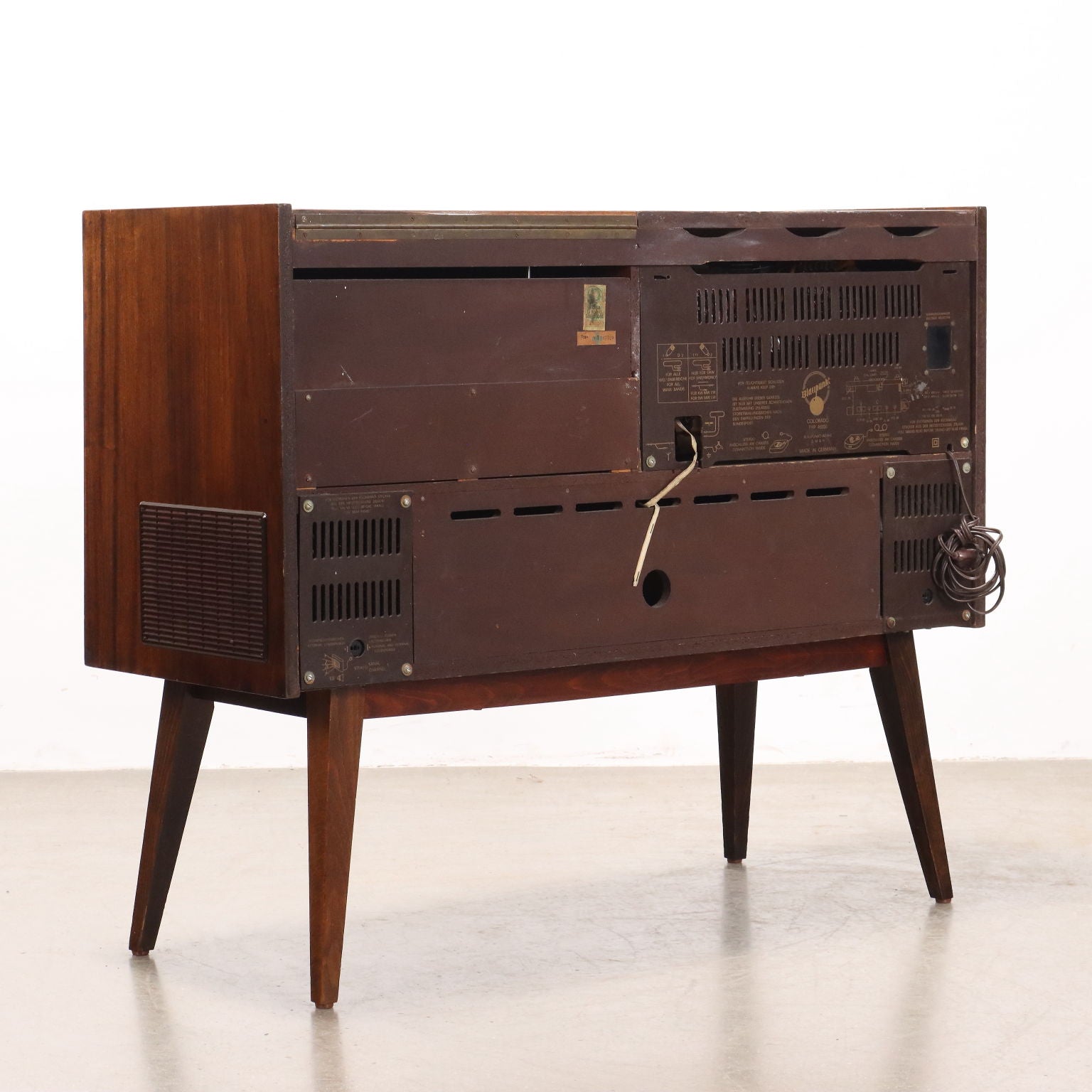  | Modernism  Complements