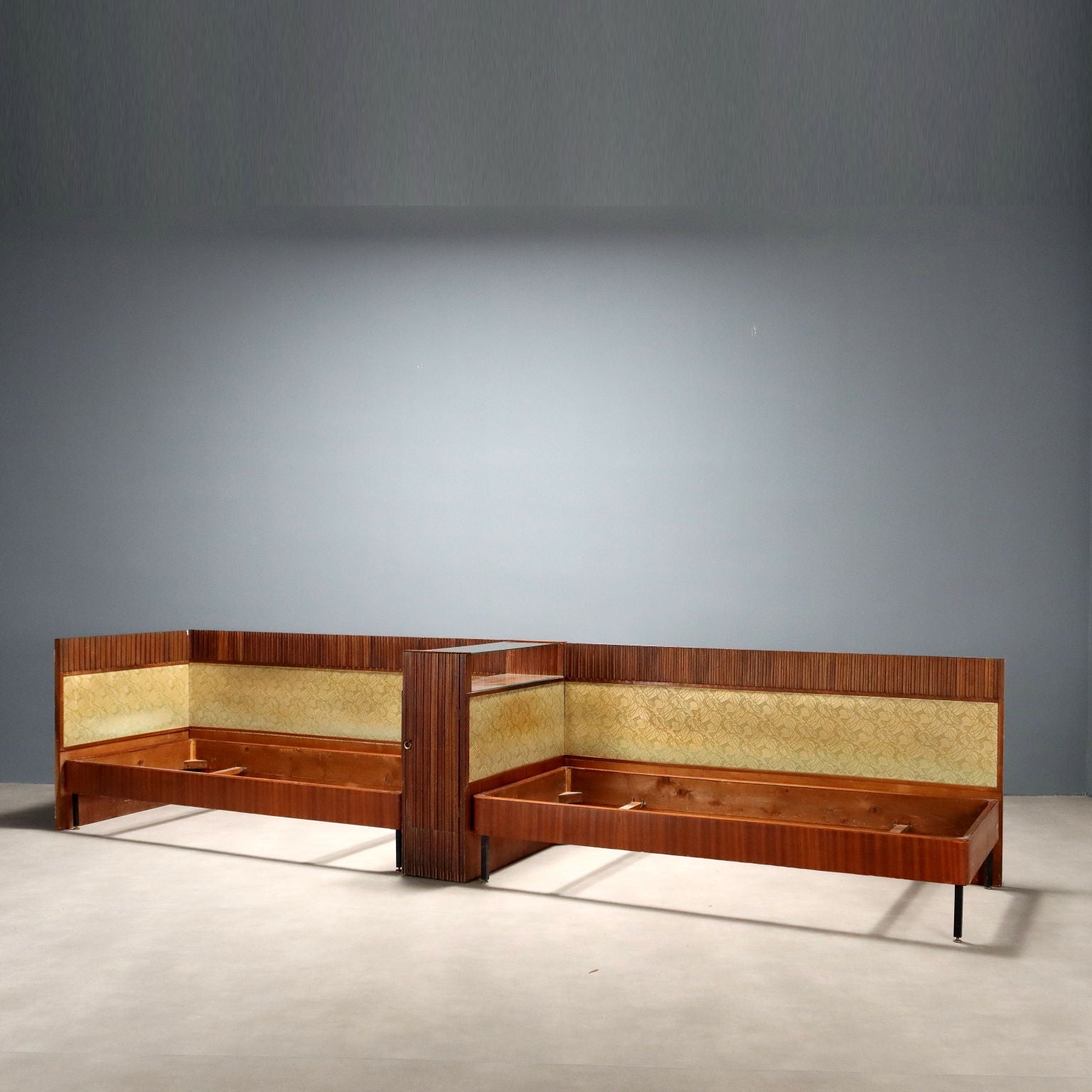  | Modernism  Complements