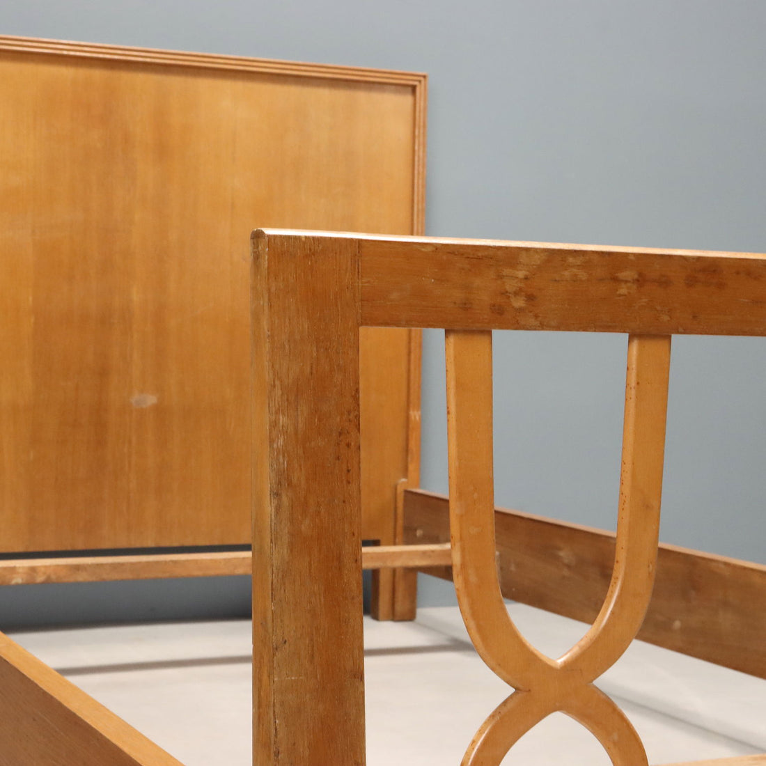  | Modernism  Complements