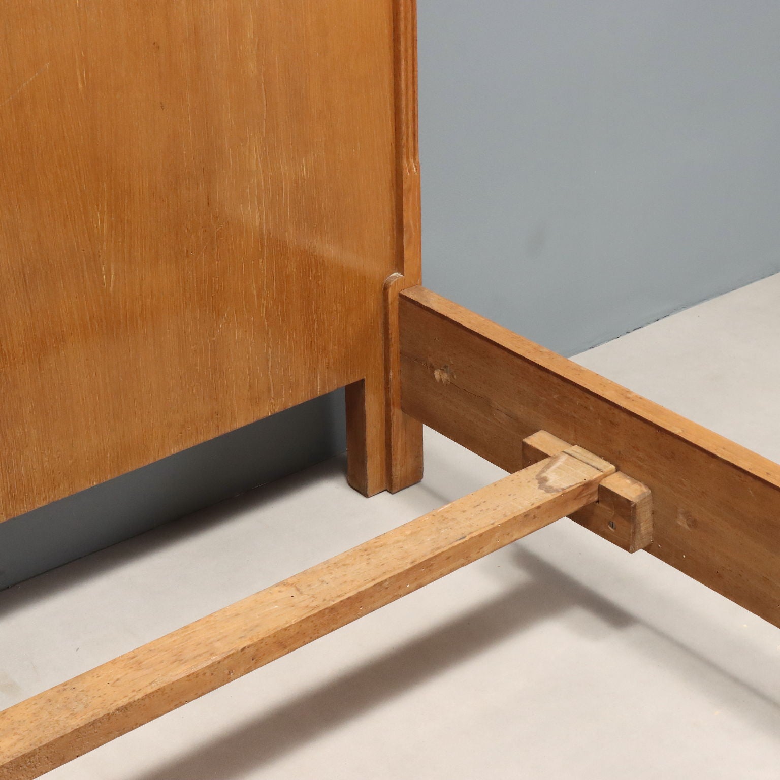  | Modernism  Complements