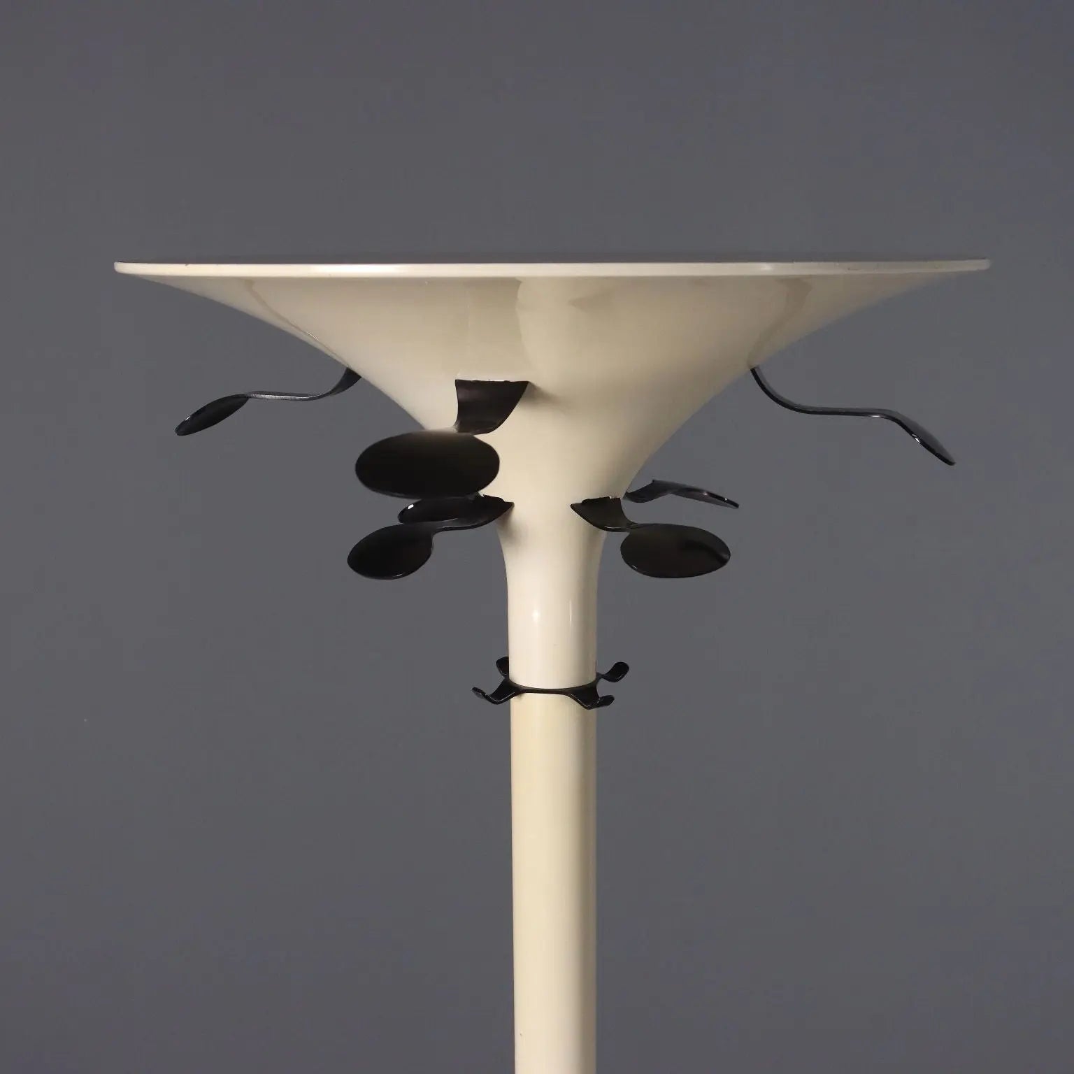 Kartell 4706 Lamp Vintage Design BBPR Plastic Italy 1970s | Modernism | Complements
