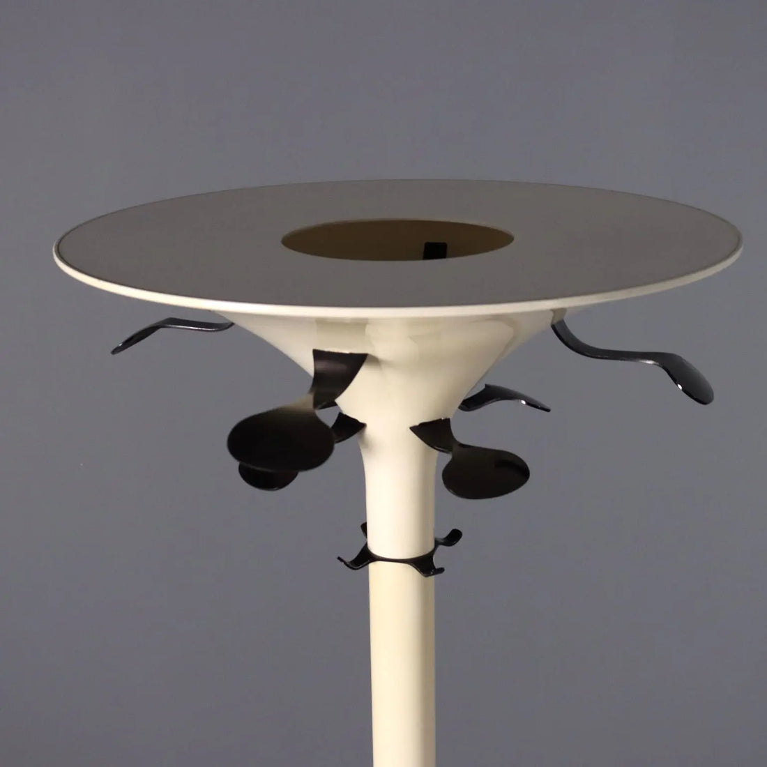 Kartell 4706 Lamp Vintage Design BBPR Plastic Italy 1970s | Modernism | Complements