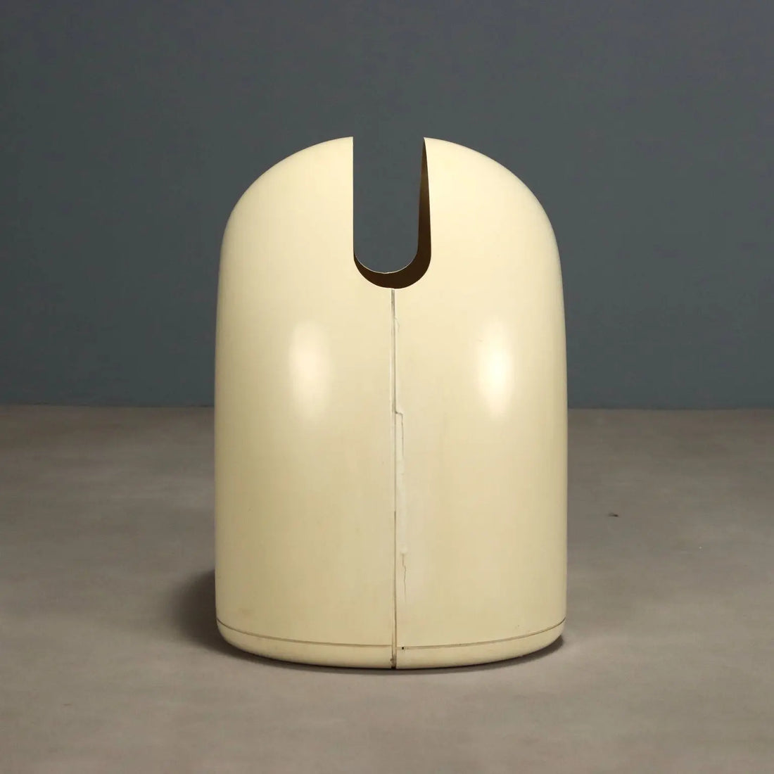 Vintage Umbrella Stand FontanaArte Noè Design Bertoli and Pajetta | Modernism | Complements