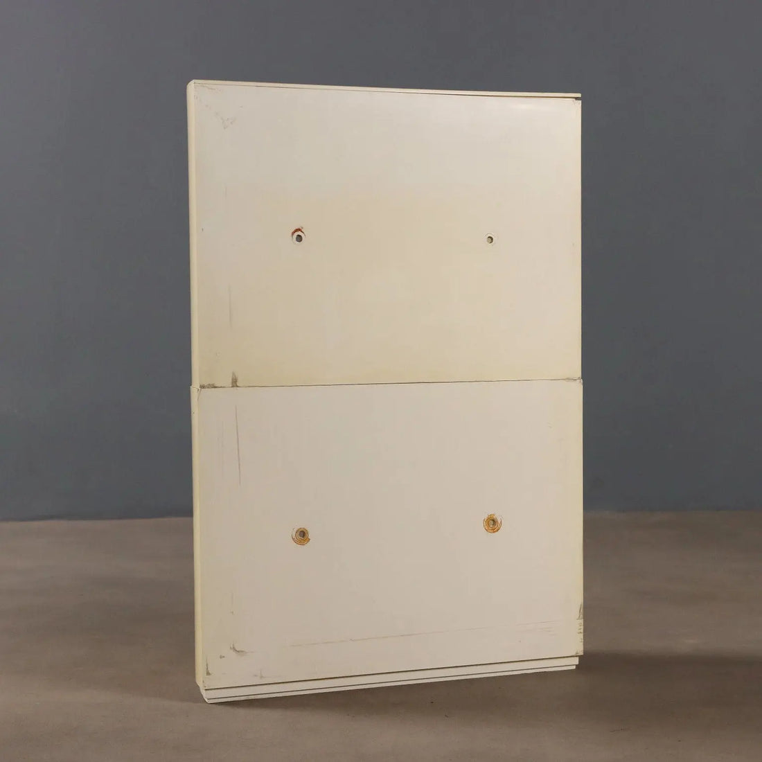 Bilumen Packo Container Vintage Plastic Design