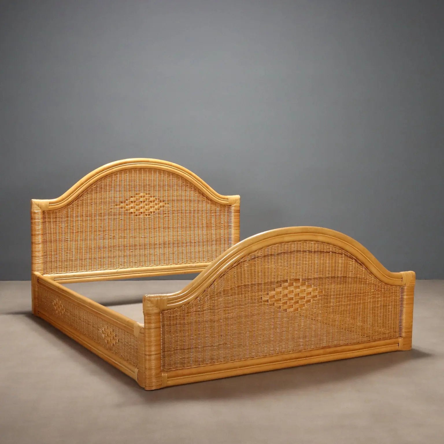 Vintage Double Bed Wicker Bamboo Design Italy 1980s