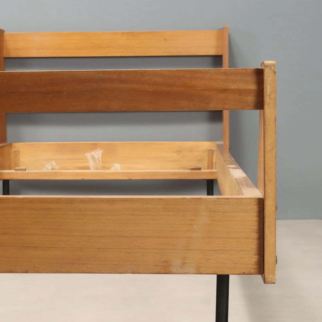 Vintage Beds Teak Enamelled Metal Design Italy 1960s