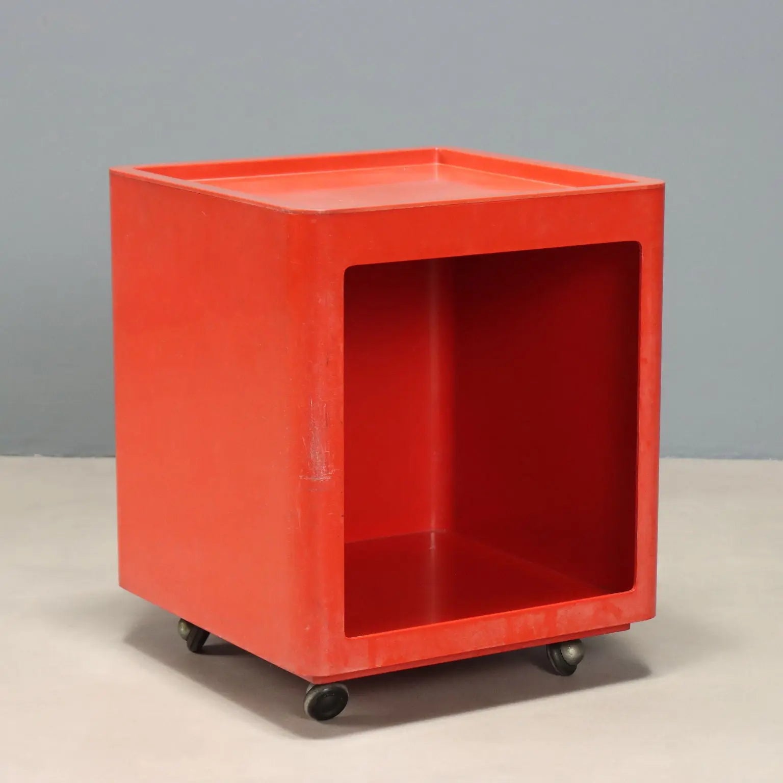 Valenti & C. Valletto Quadro Rosso Cabinet Vintage Italy 1980s