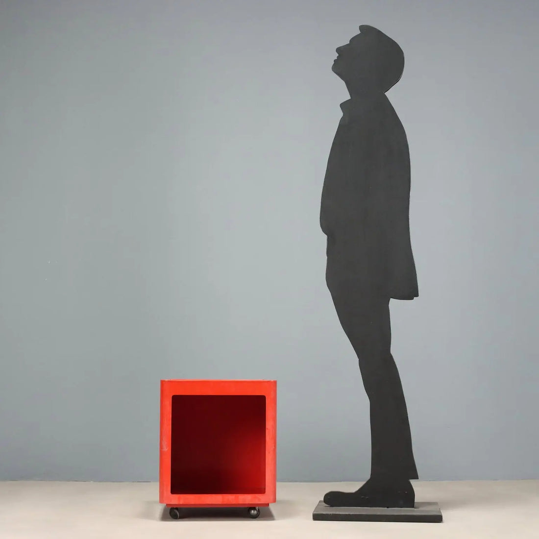 Valenti & C. Valletto Quadro Rosso Cabinet Vintage Italy 1980s