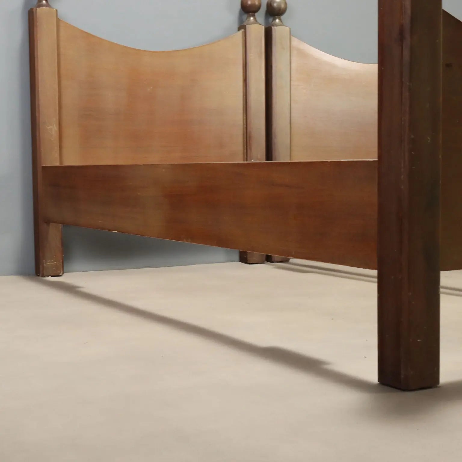 Vintage Single Beds in the Style of L. Caccia Dominioni 1960s