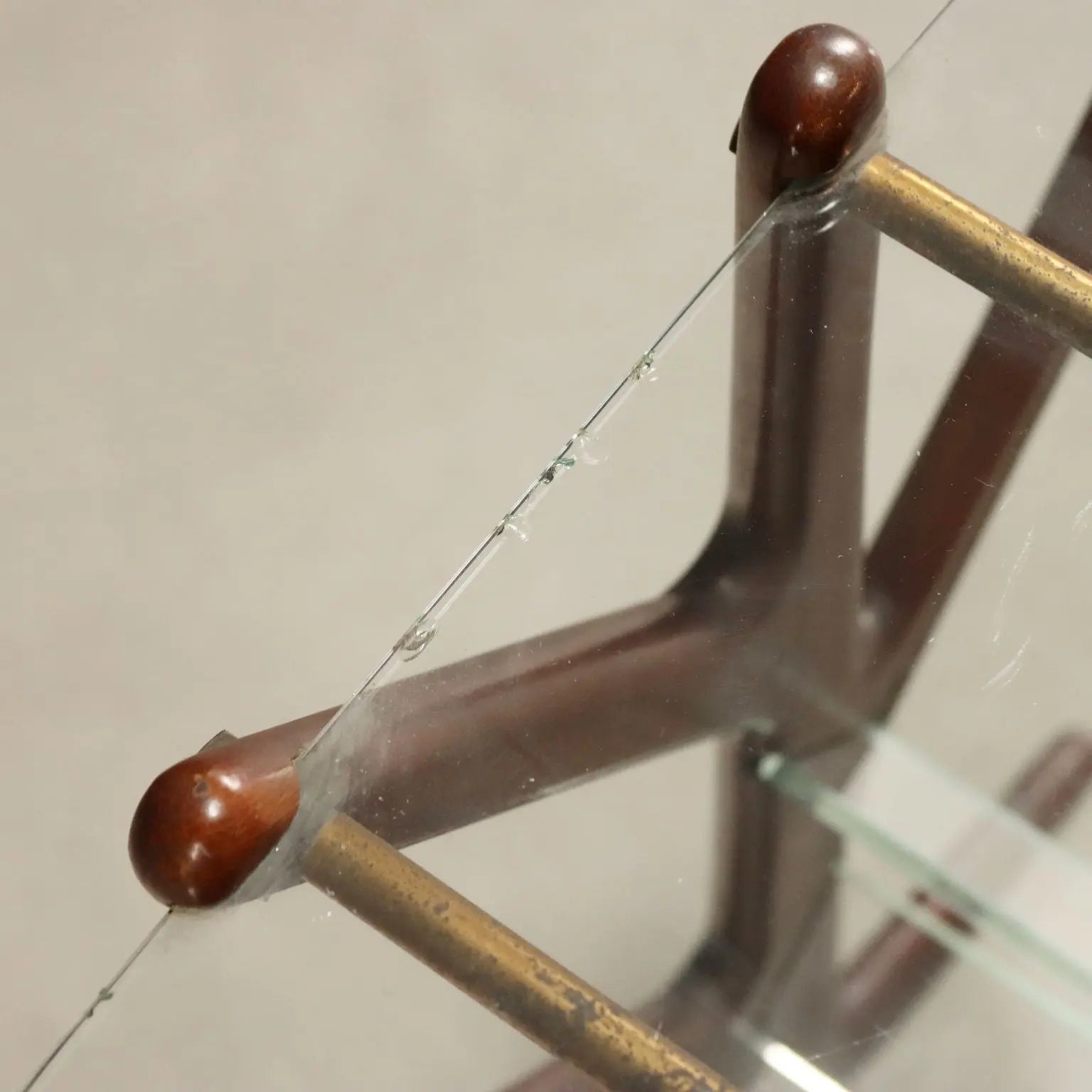 1950s Vintage Magazine Rack in Beech and Glass