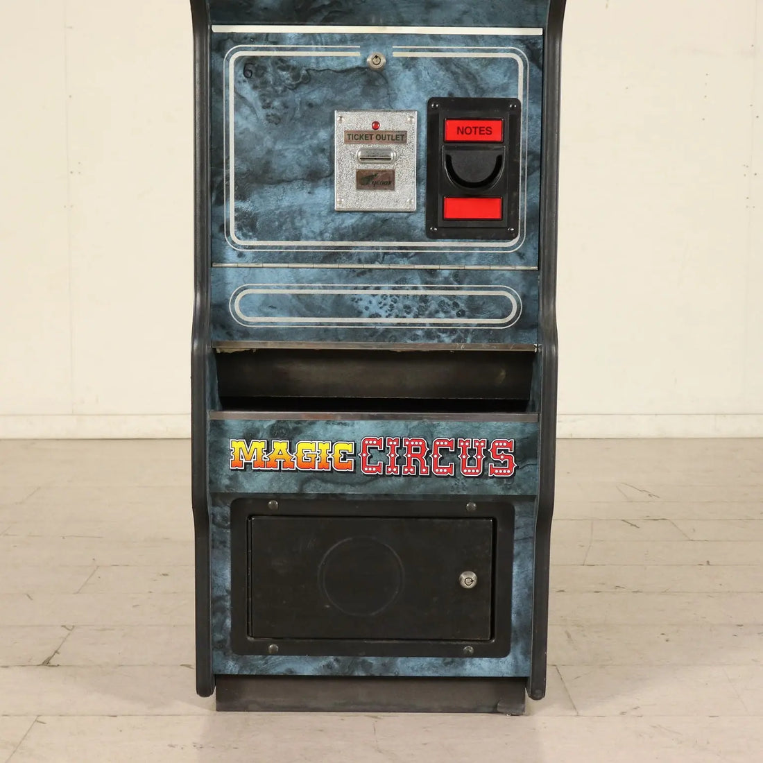Vintage 1980s Italian Videogame Wood Formica | Modernism | Electronics