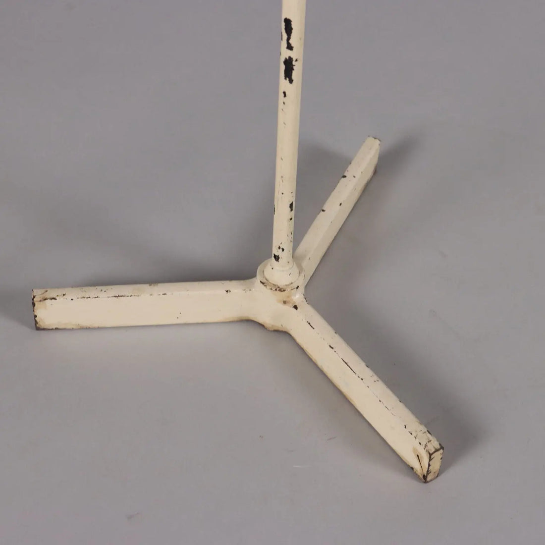 Vintage Ceiling Lamp from the 1960s Aluminium Enameled Metal | Modernism | Lighting