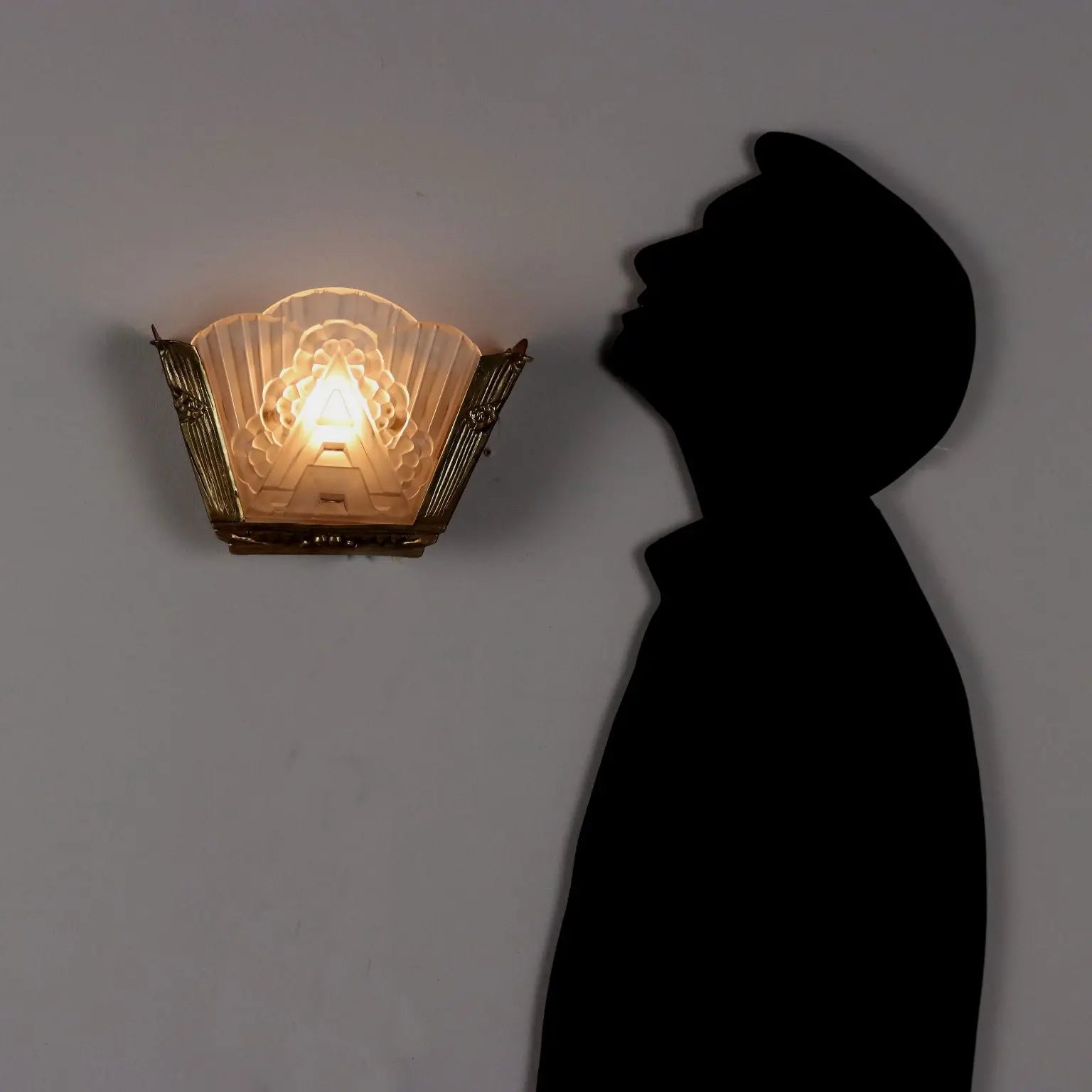 Vintage 1940s-50s Art Deco Wall Lamp Brass Glass Italy | Modernism | Lighting