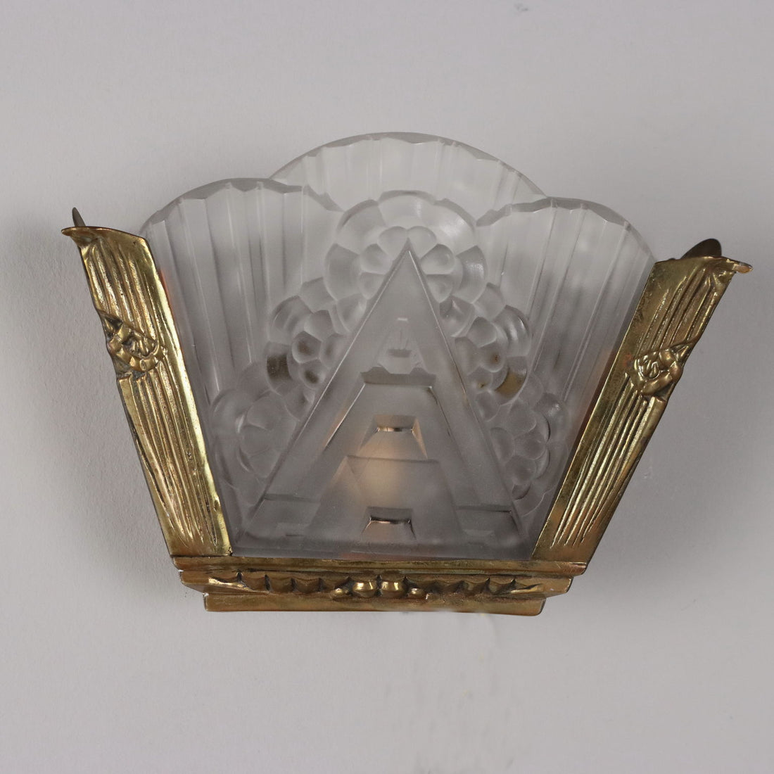  | Modernism  Lighting