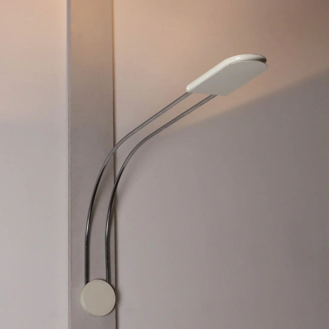 Skipper Gesto Lamp Design Bruno Gecchelin Metal 1970s | Modernism | Lighting