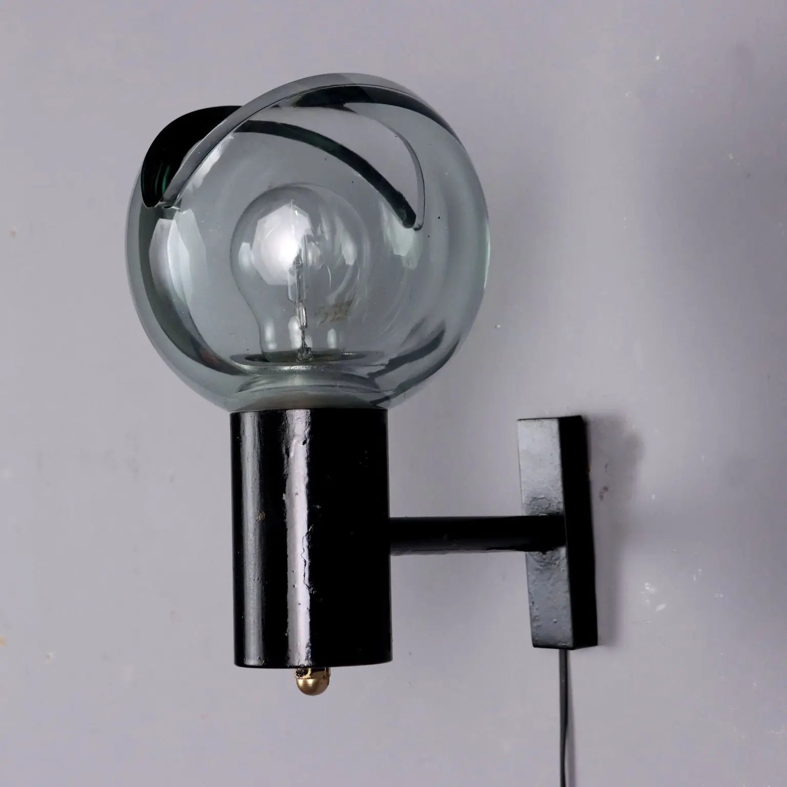 Vintage Wall Lamp Glass Aluminium Italy 1960s | Modernism | Lighting