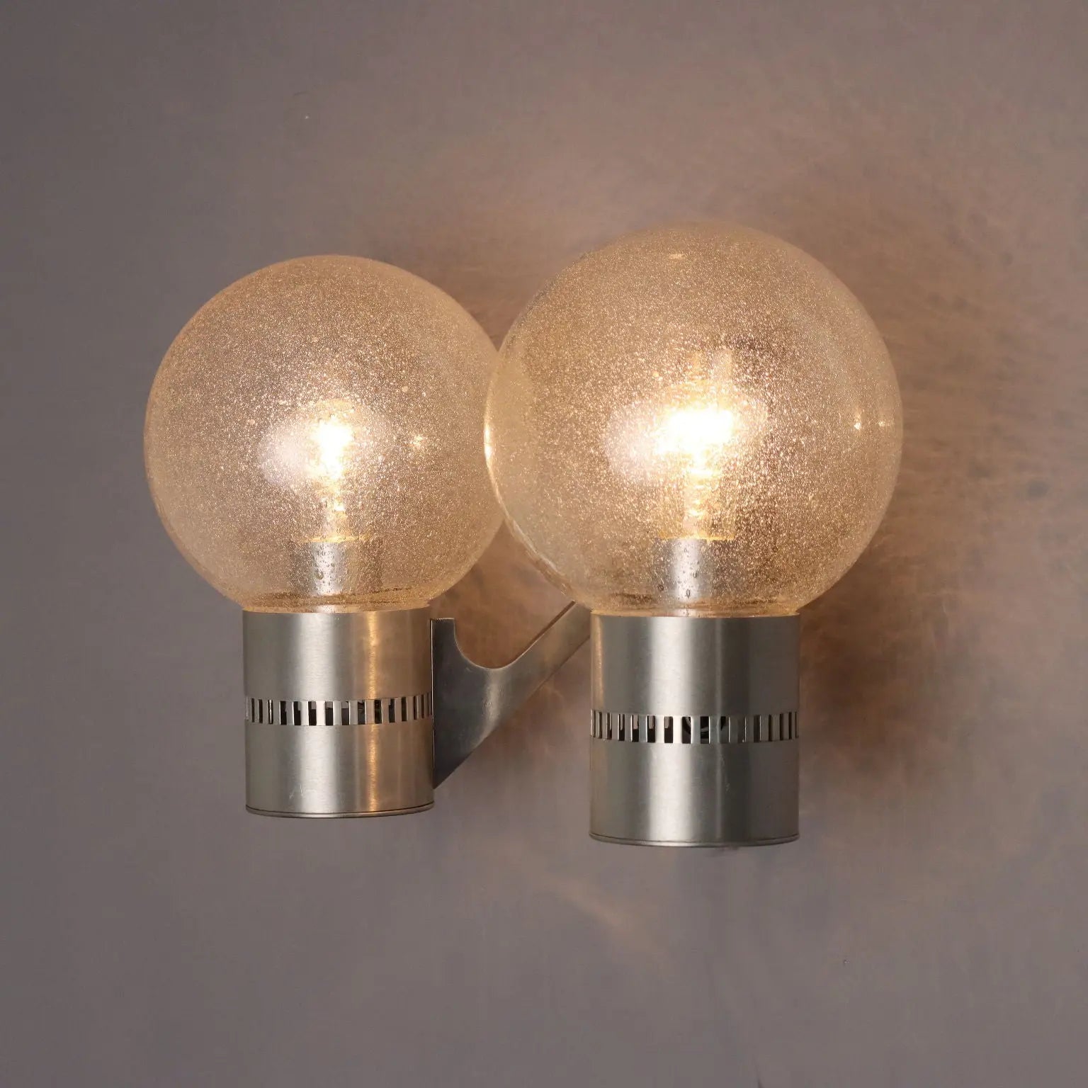 Vintage Wall Lamp Aluminium Glass Design Made in Italy 1960s | Modernism | Lighting