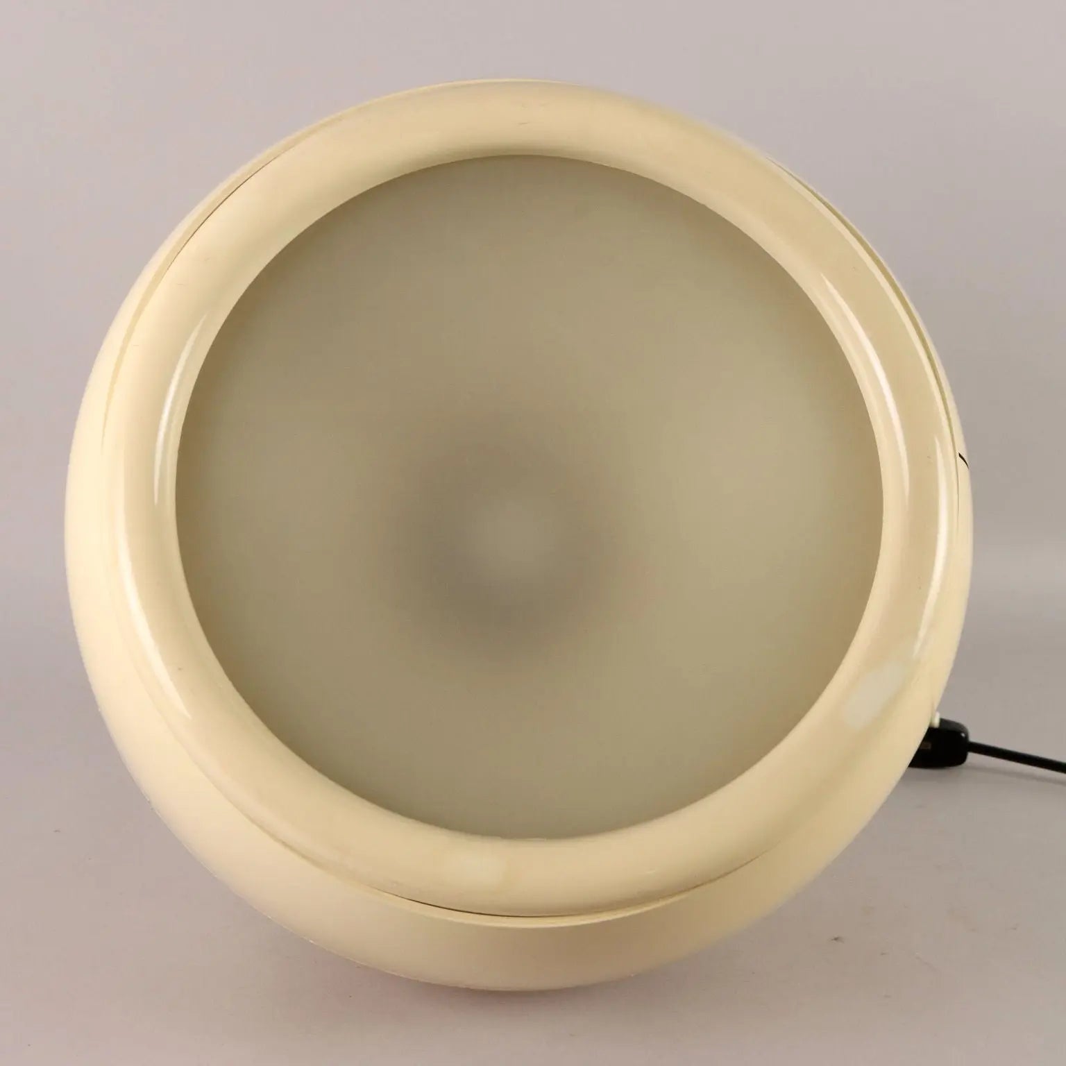 Artemide Pallade Lamp Design Studio Tetrarch Vintage 1970s | Modernism | Lighting