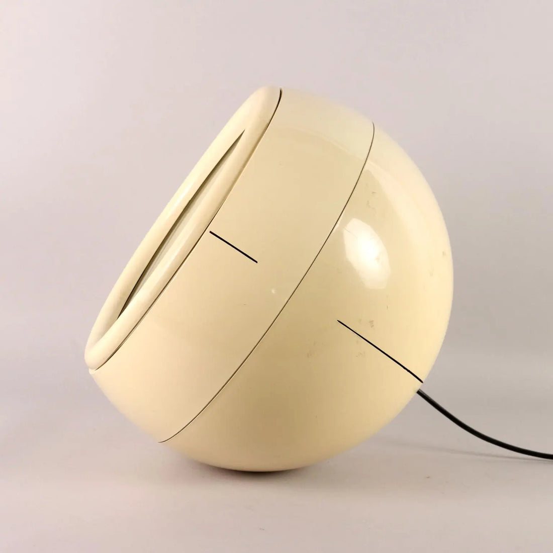 Artemide Pallade Lamp Design Studio Tetrarch Vintage 1970s | Modernism | Lighting