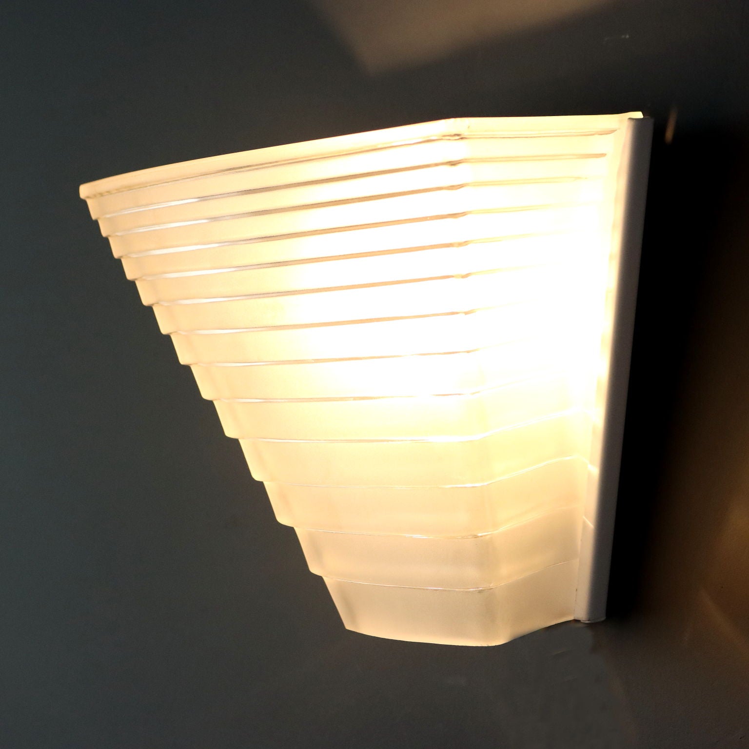  | Modernism  Lighting