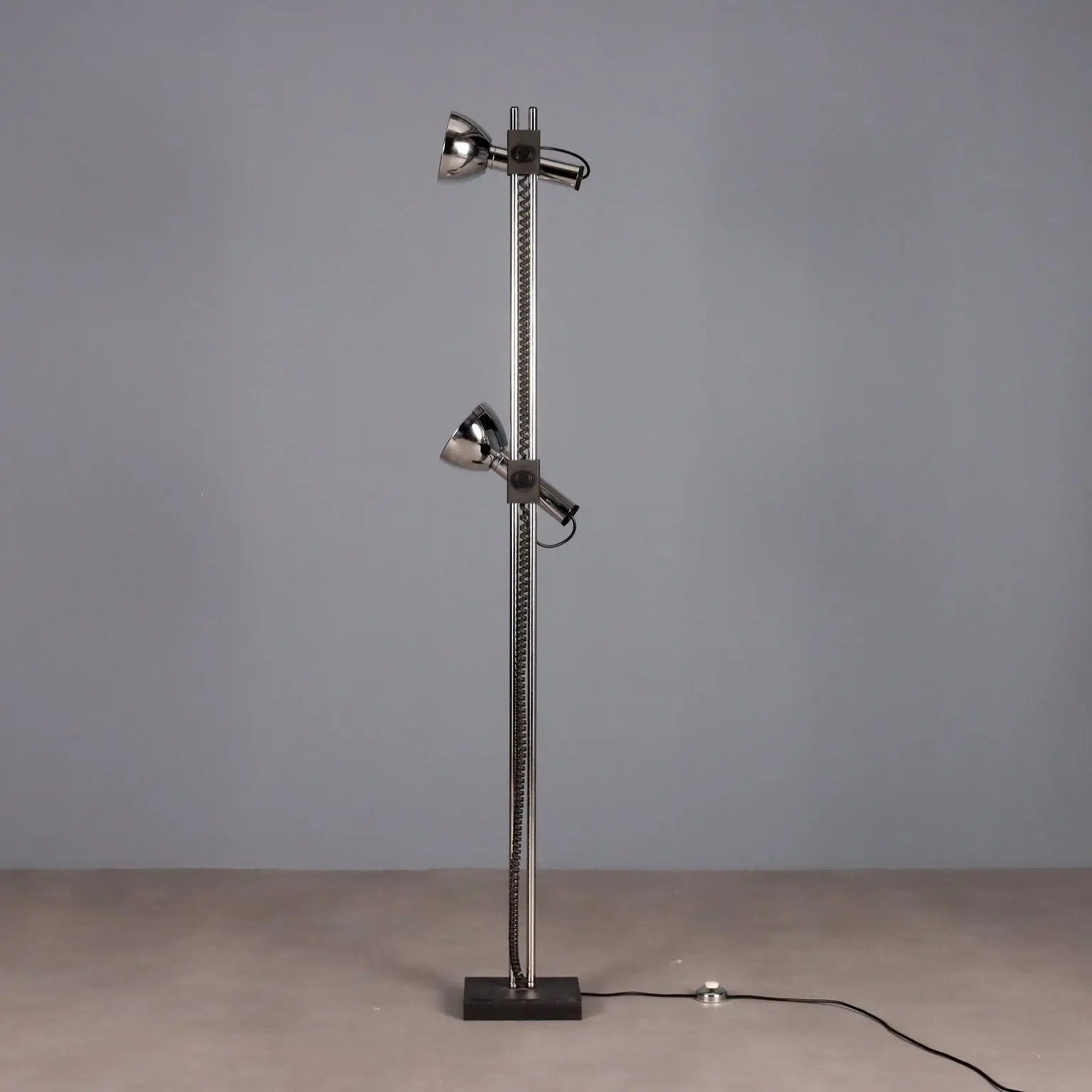 Vintage Floor Lamp Chromed Metal Design Italy 1970s | Modernism | Lighting