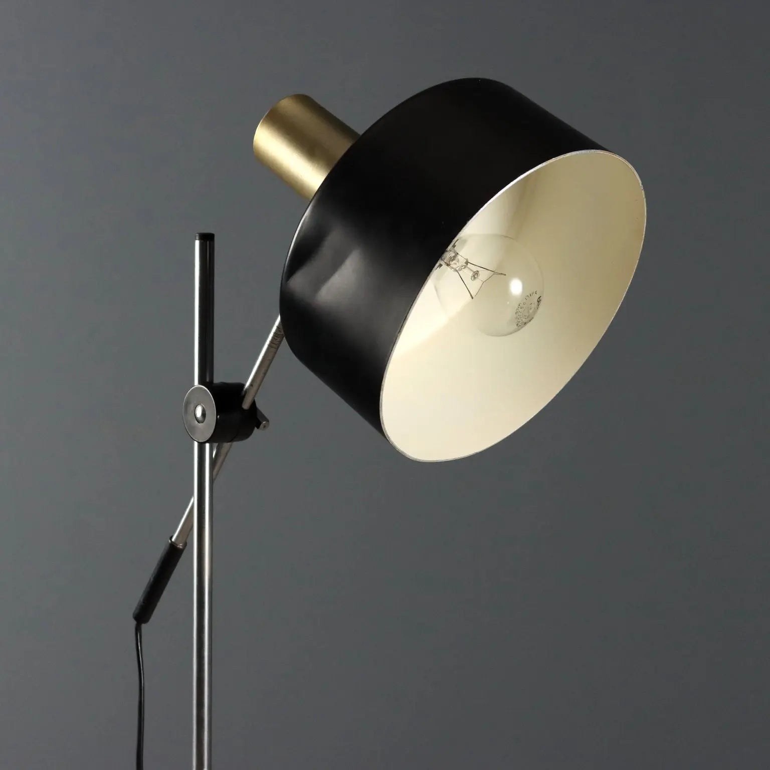 Vintage Floor Lamp Aluminium Metal Design Italy 1960s | Modernism | Lighting