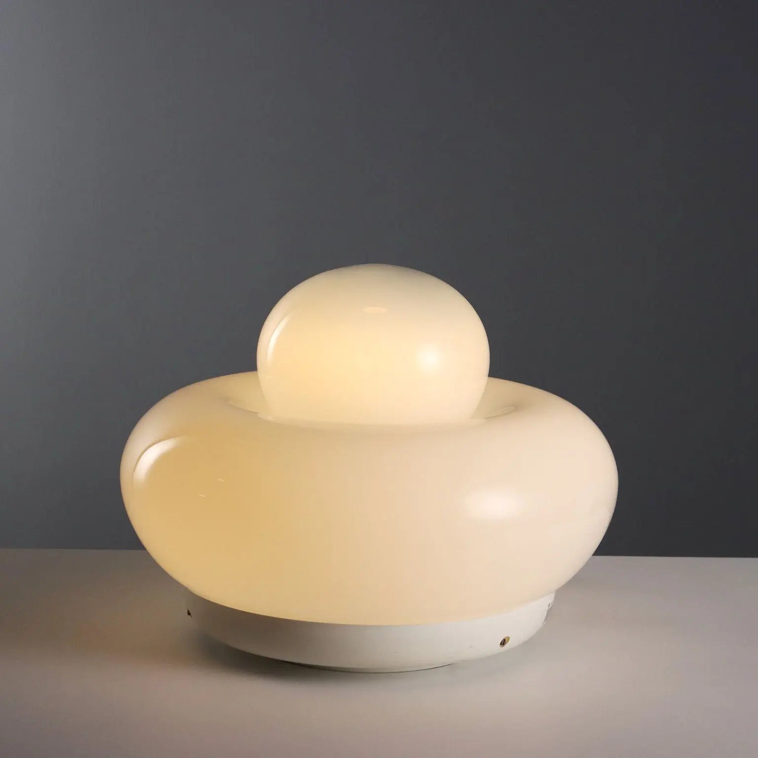 Artemide Electra Lamp Vintage Design Giuliana Gramigna 1960s-70s - 1960s-70s | Modernism | Lighting