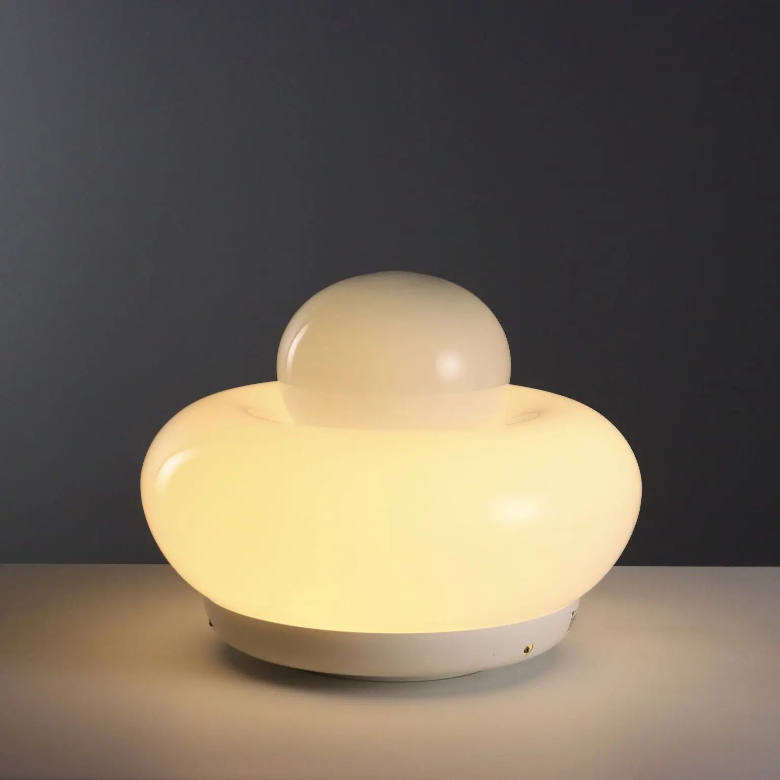 Artemide Electra Lamp Vintage Design Giuliana Gramigna 1960s-70s - 1960s-70s | Modernism | Lighting