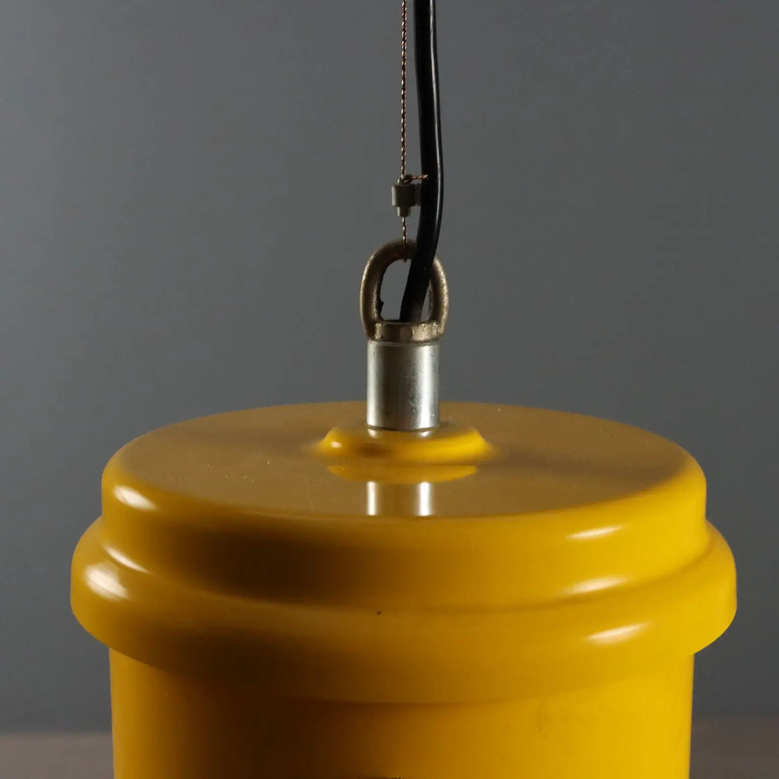 Vintage Lamp Lacquered Metal Design Italy 1970s | Modernism | Lighting