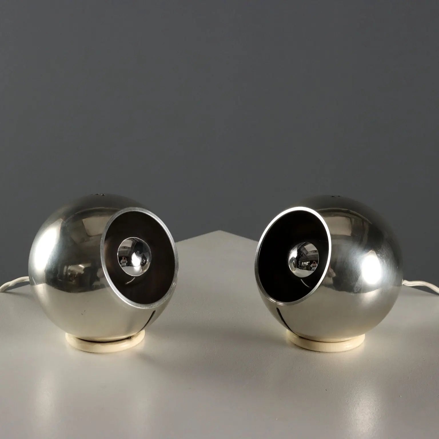 Table Lamp No. 591 by Gino Sarfatti