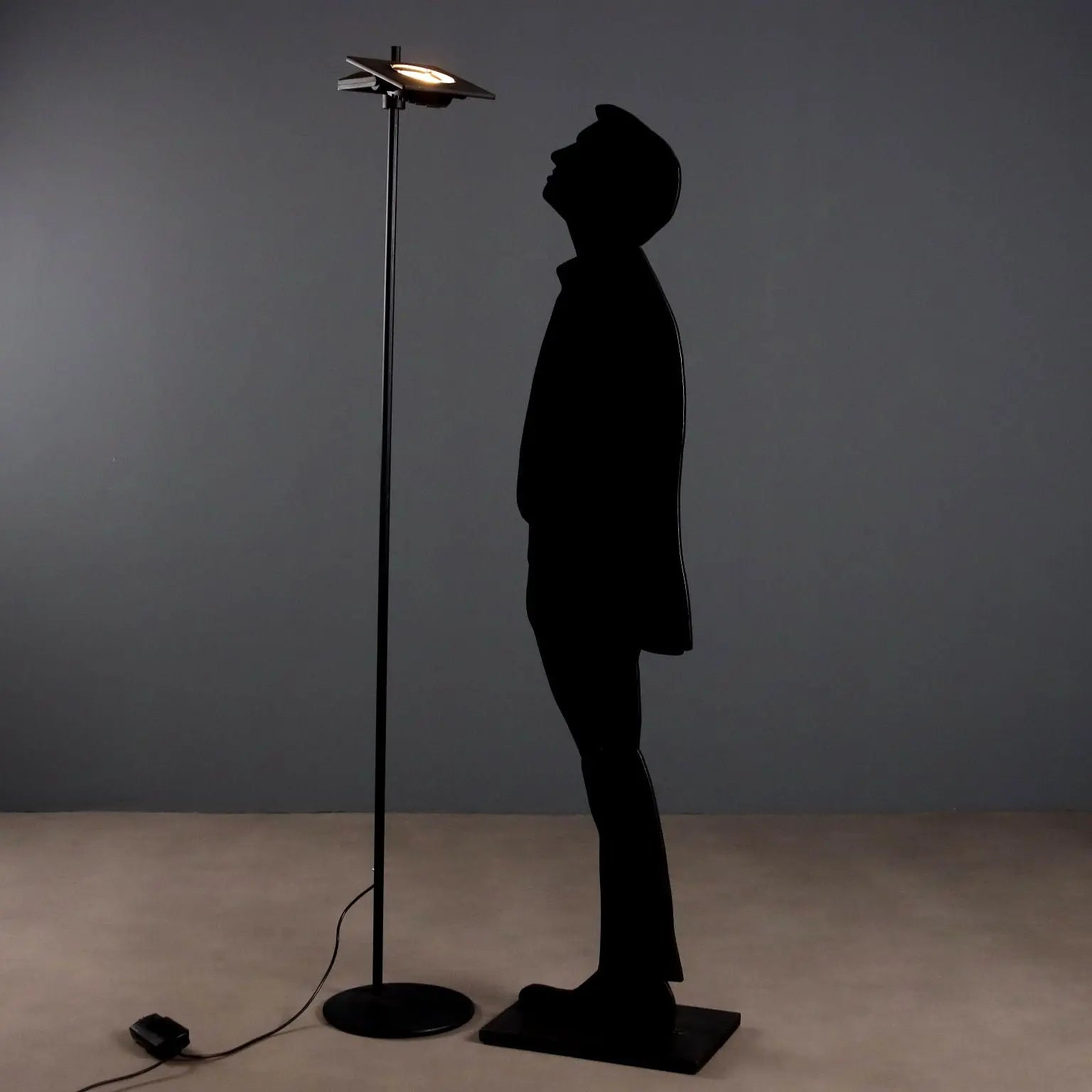 Valenti Floor Lamp in Cast Iron, 1980s