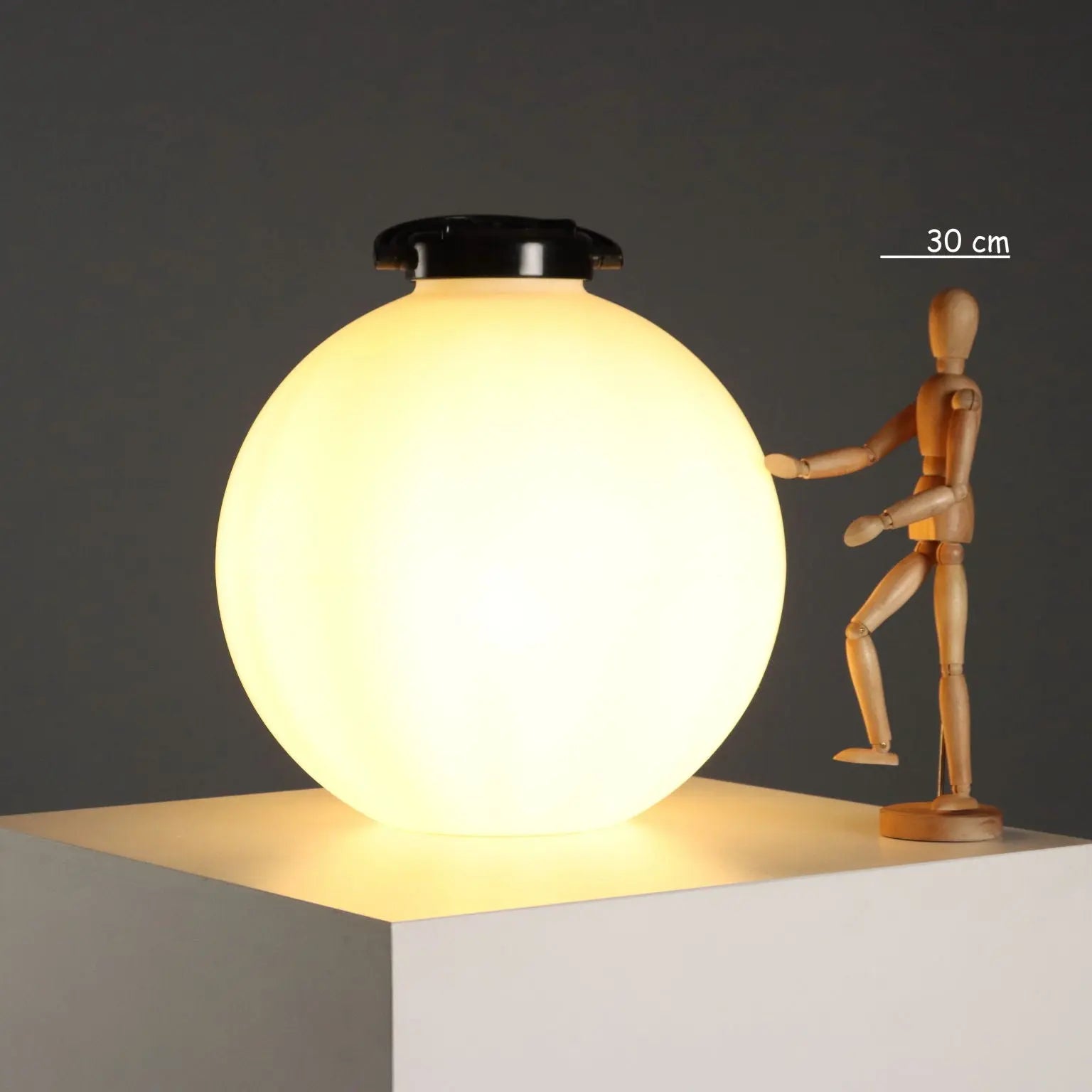 Tama' Lamp by Isao Hosoe for Valenti Luce
