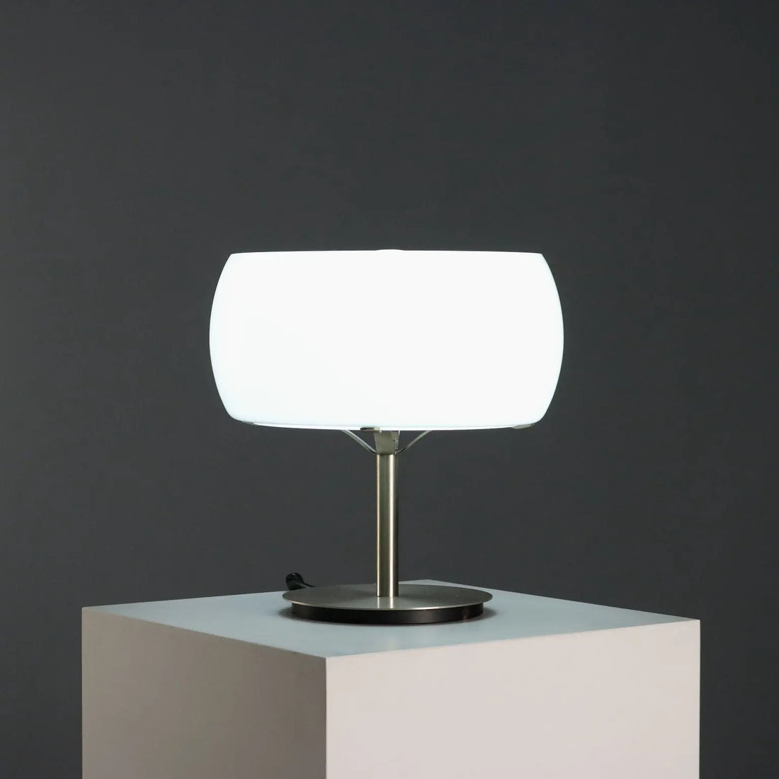 Artemide Erse Lamp Vintage Design Vico Magistretti 1970s