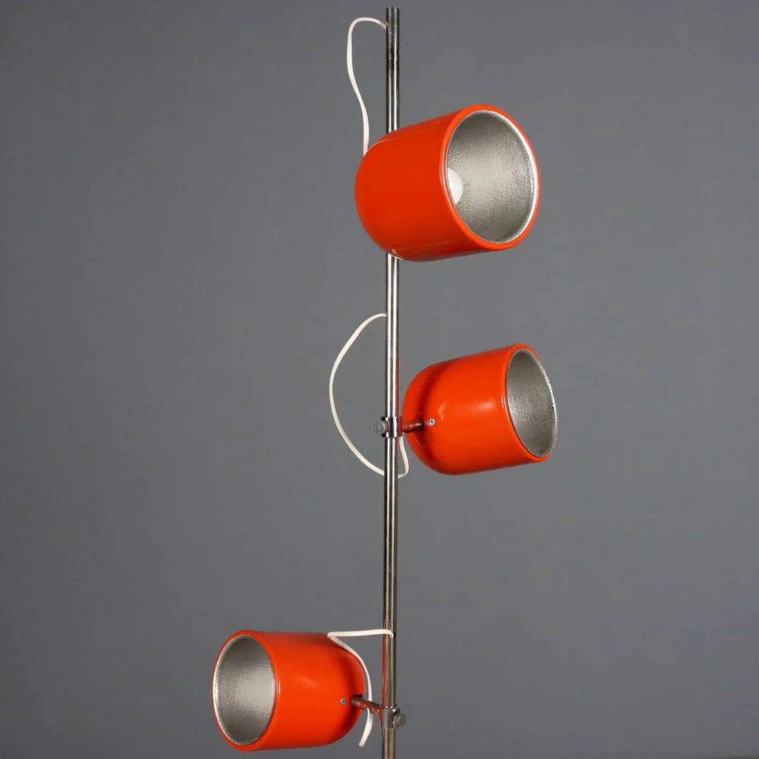 Vintage Floor Lamp Enamelled Metal Design Italy 1960s-1970s