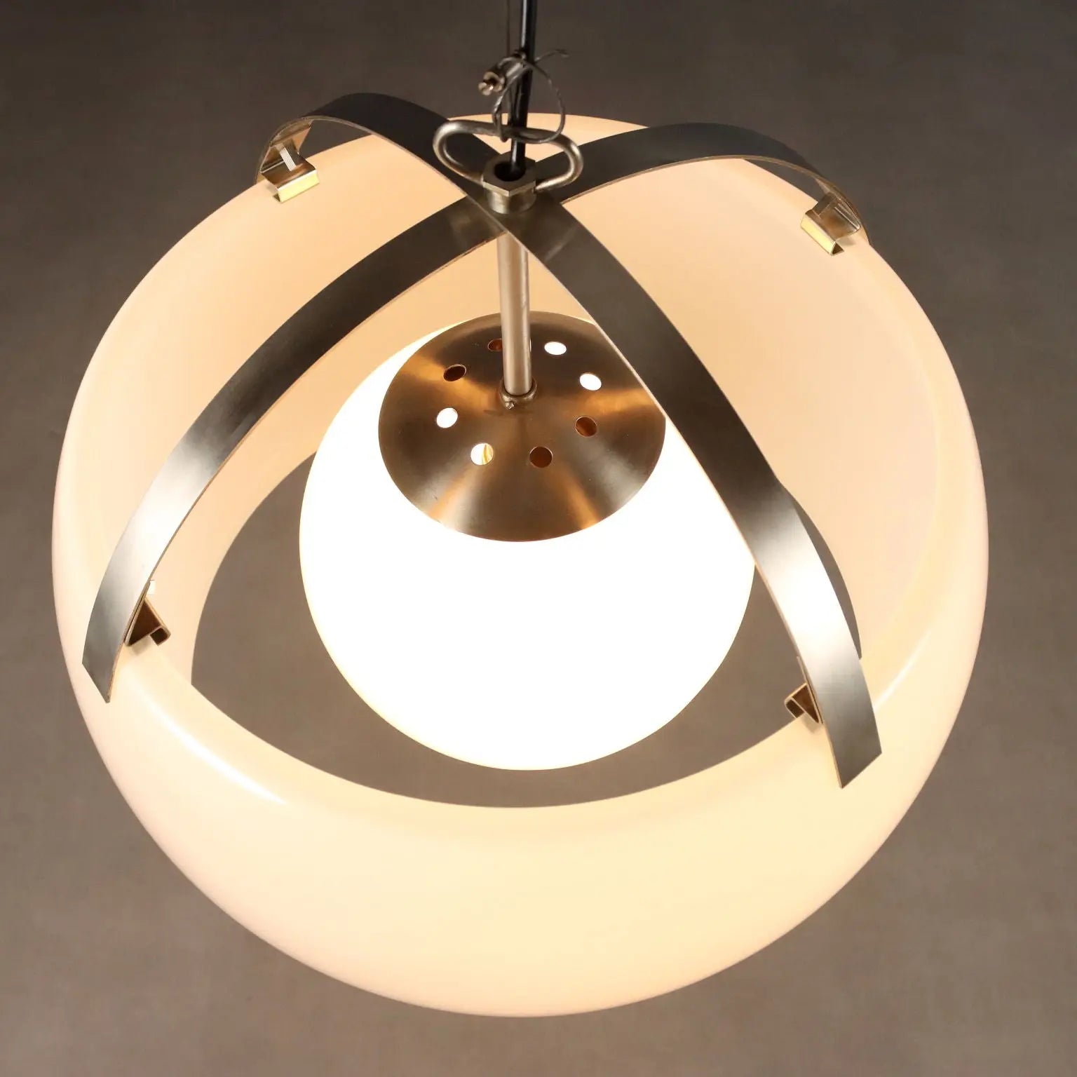 Artemide Omega Lamp Design Vico Magistretti Metal Italy 1960s-70s