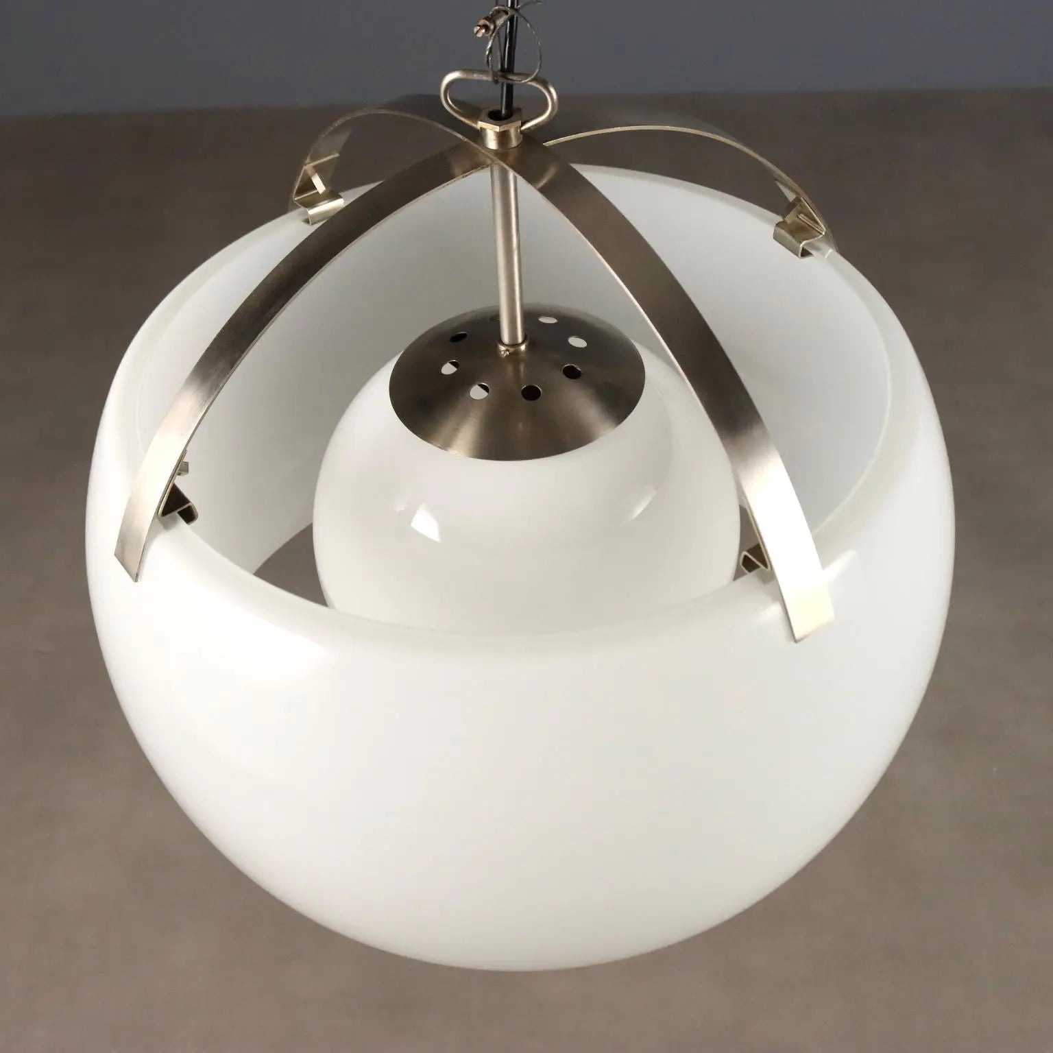 Artemide Omega Lamp Design Vico Magistretti Metal Italy 1960s-70s