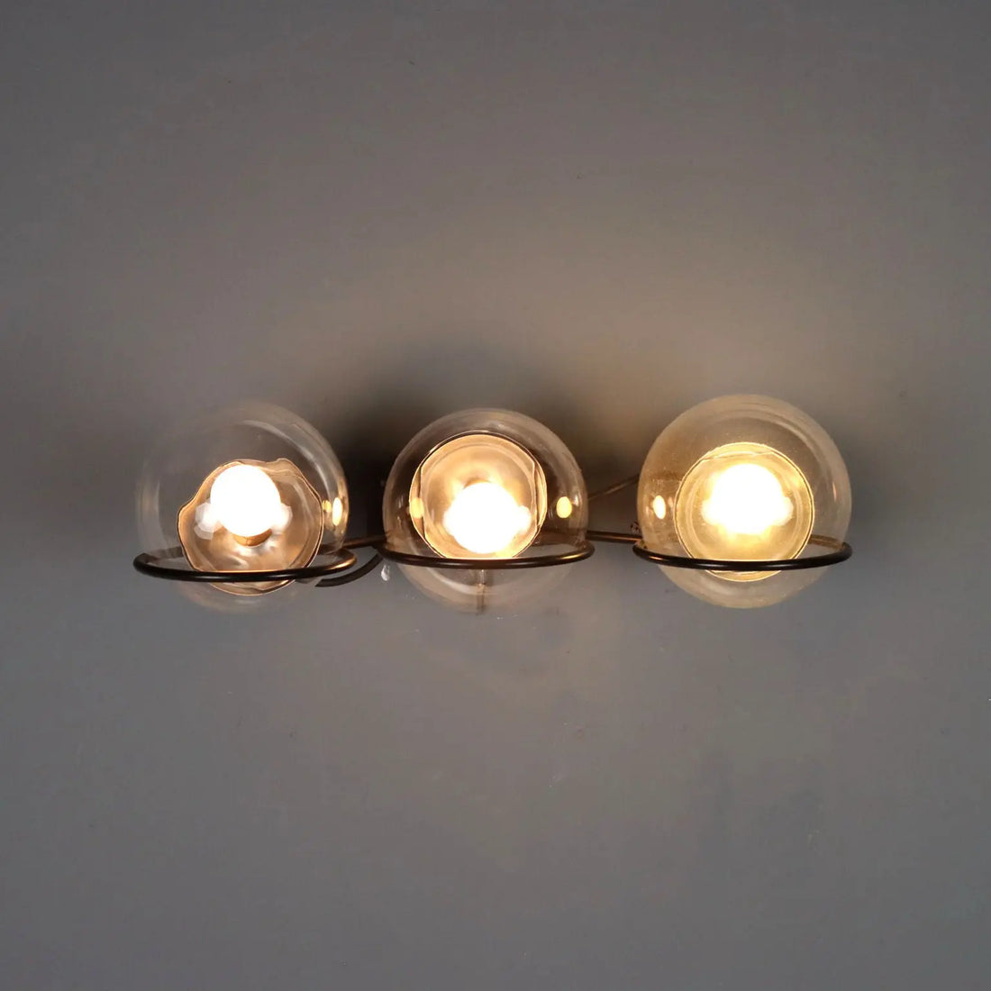 Vintage Wall Lamp in the Style of Sarfatti Italy 1960s