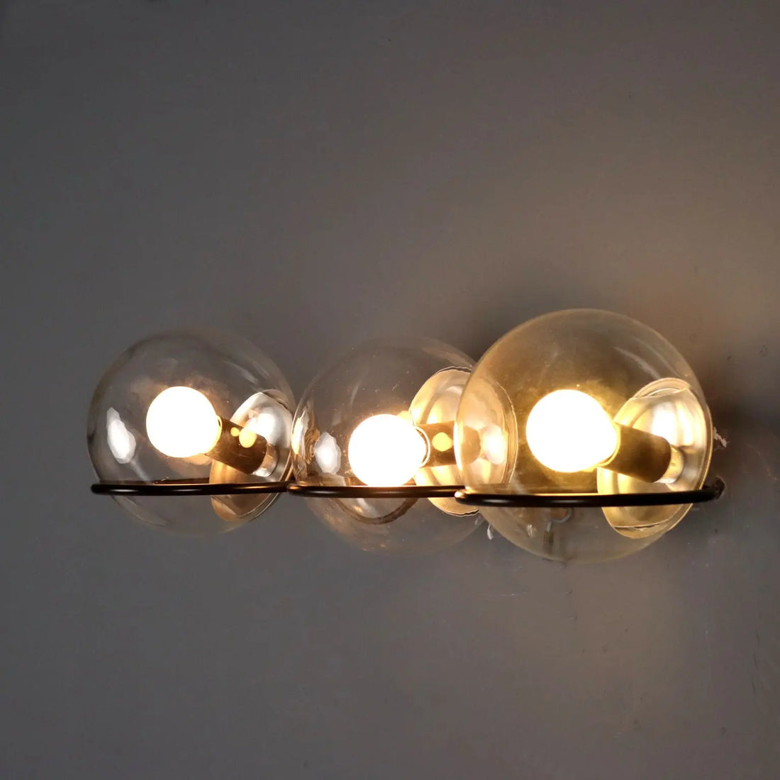 Vintage Wall Lamp in the Style of Sarfatti Italy 1960s