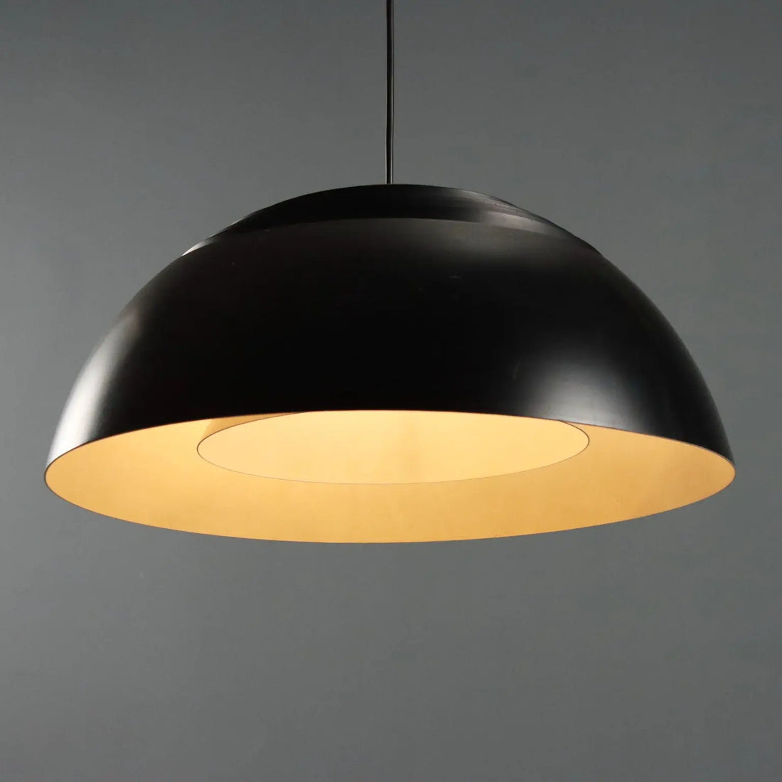 Louis Poulsen AJ-Pendel Lamp Vintage Design Arne Jacobsen 1990s