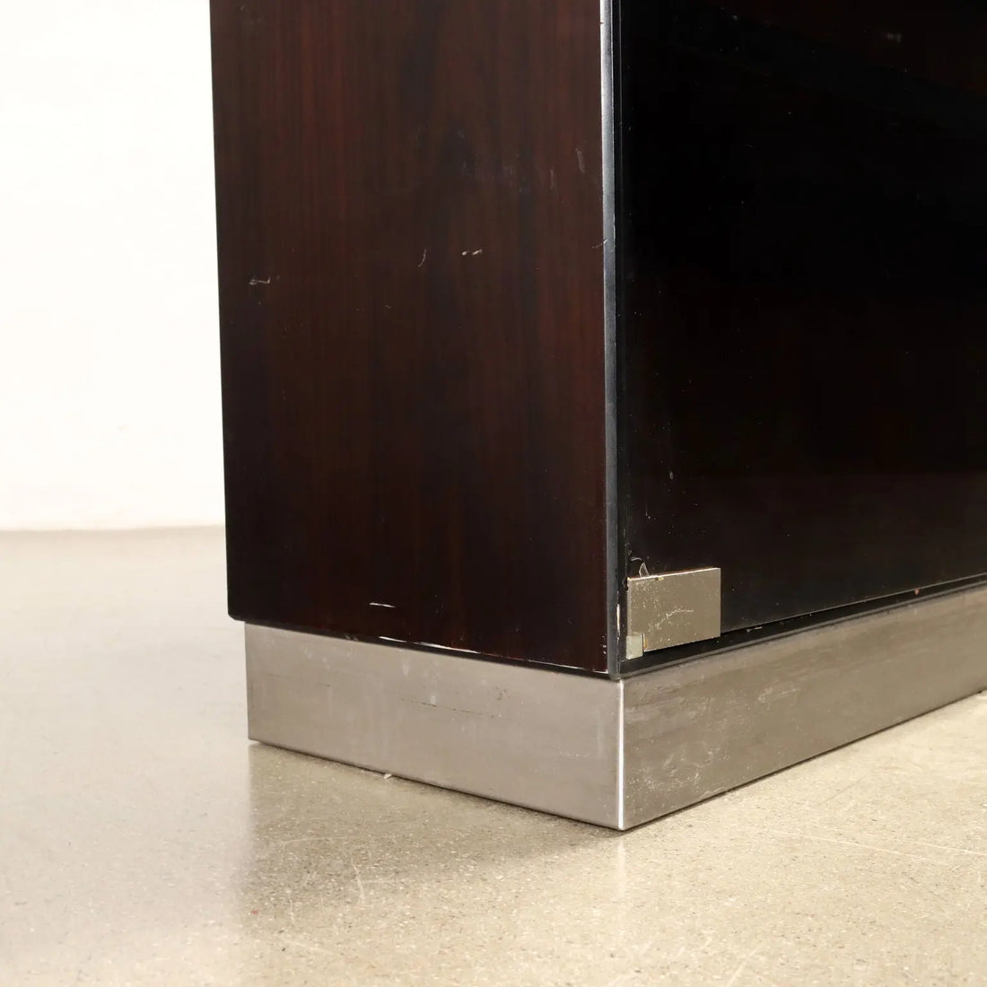 Vintage Showcase from the 1970s Exotic Wood Veneered Smoked Glass | Modernism | Bookcases