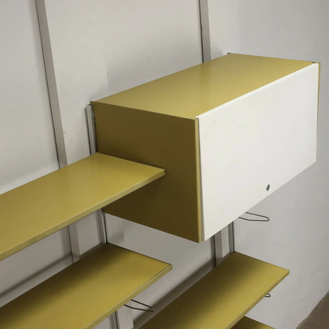 Vintage 1960s Bookcase ICF De Padova CSS Design G. Nelson | Modernism | Bookcases