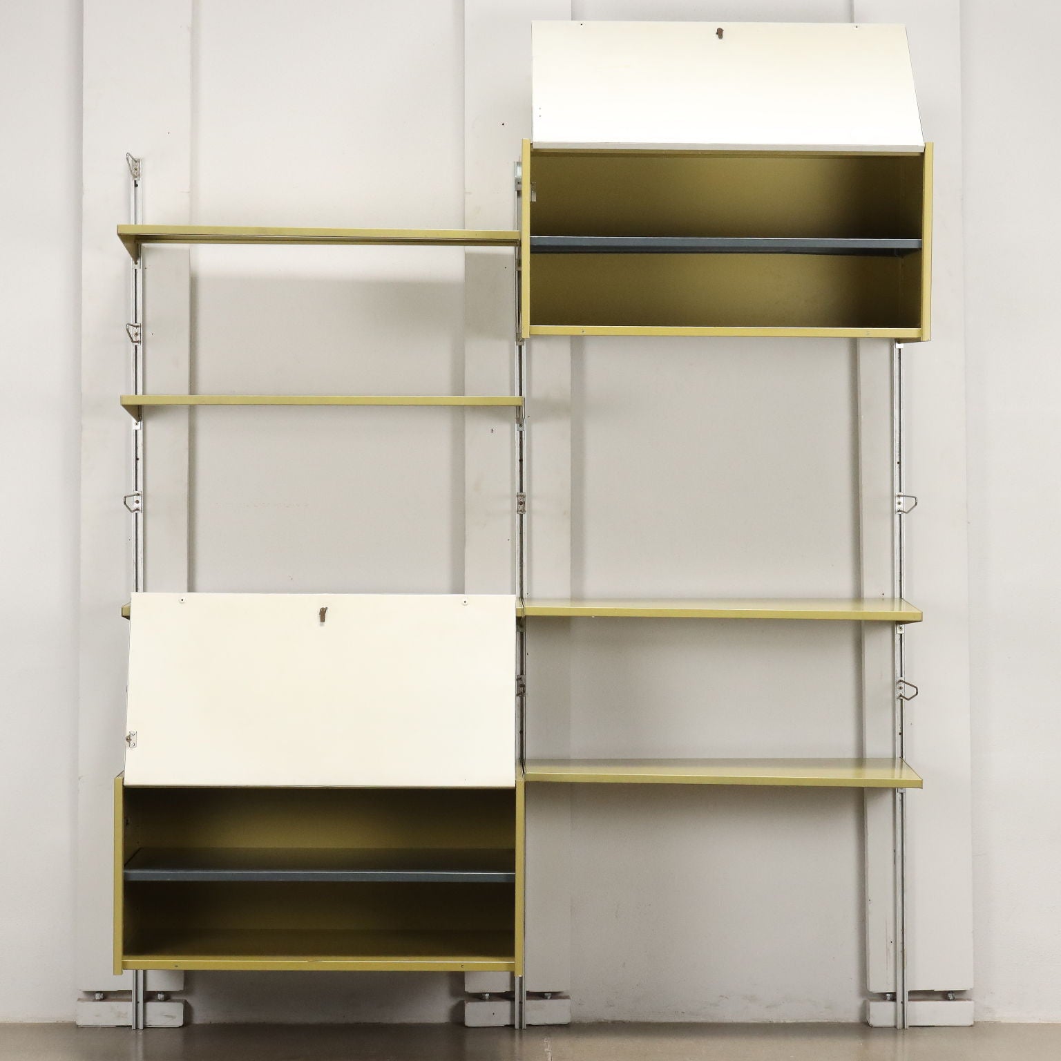  | Modernism  Bookcases
