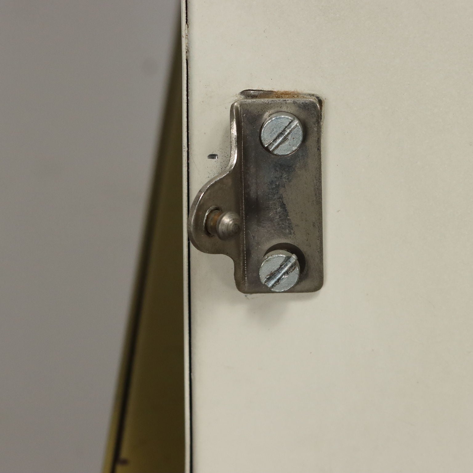  | Modernism  Bookcases