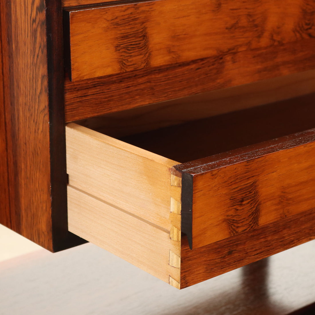  | Modernism  Bookcases